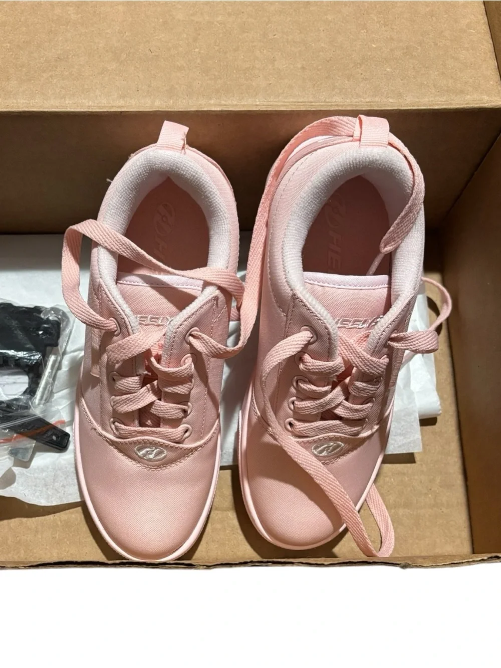 Heelys Pink Low-Top Kid's Rollersneaker NIB